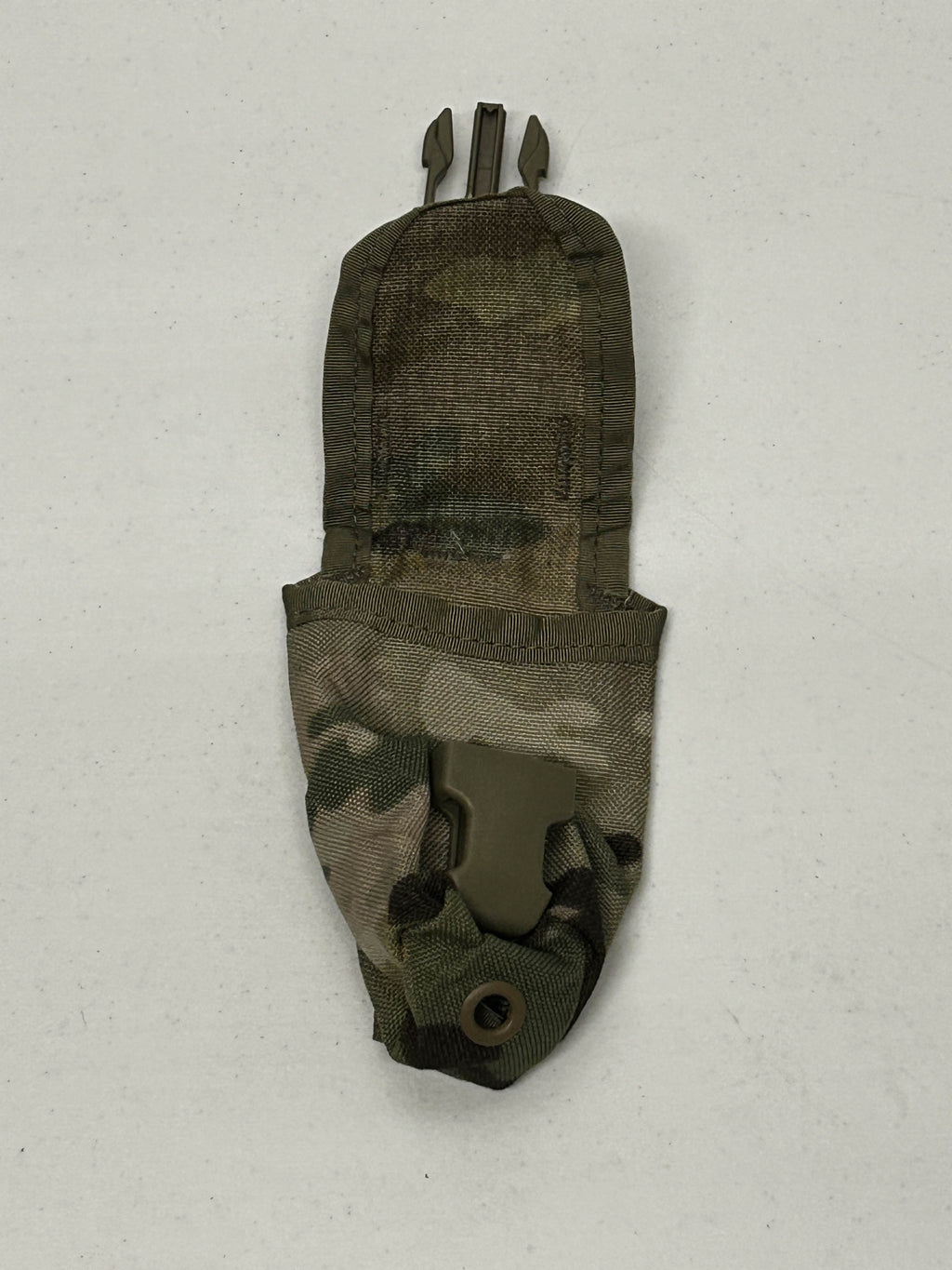 Flashbang Pouch (OCP/Multicam)