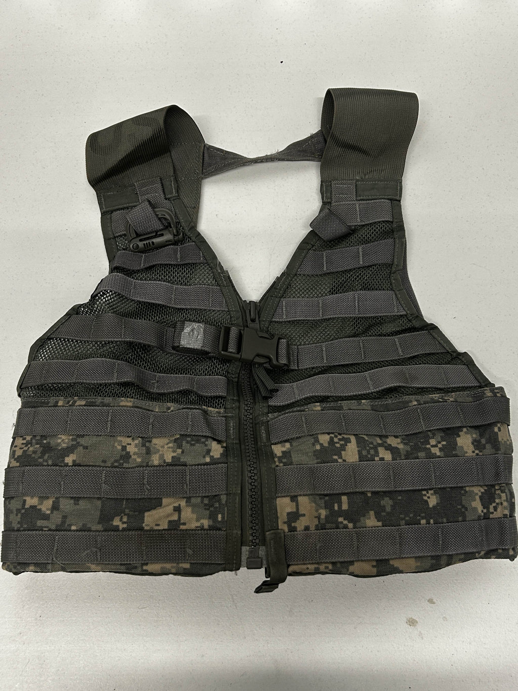 Fighting Load Carrier (UCP)
