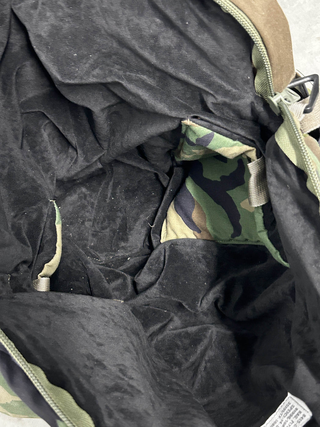 Flyers Helmet Bag HGU-56/P (M81 Woodland)